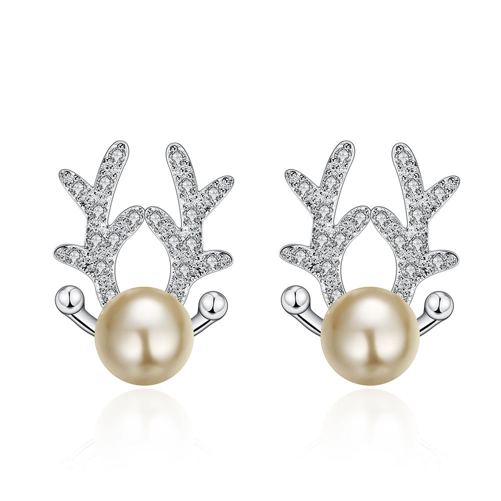 Reindeer Stud Earring in White Gold Plated